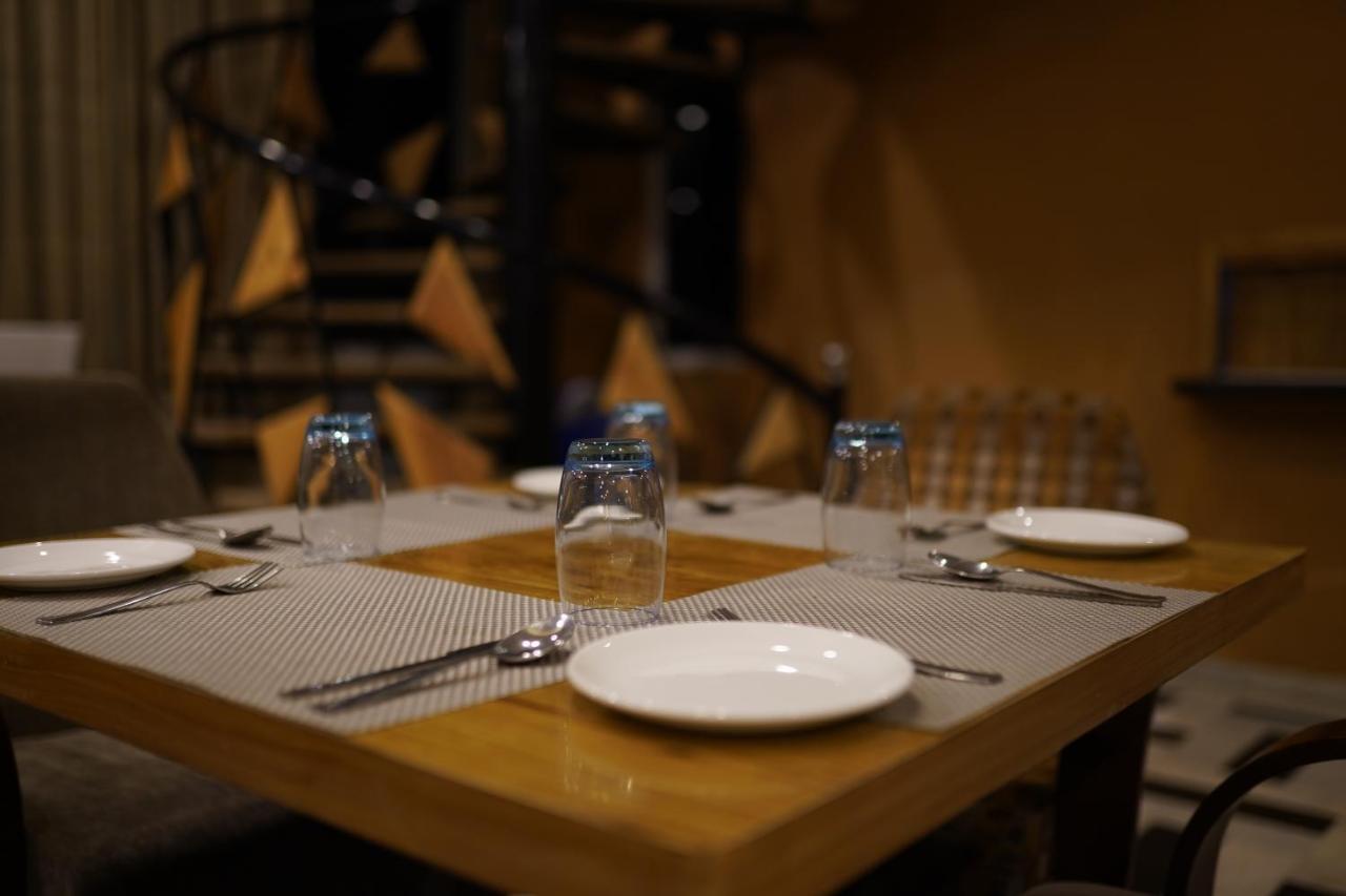 Fabhotel Naivara Boutique Udajpur Zewnętrze zdjęcie